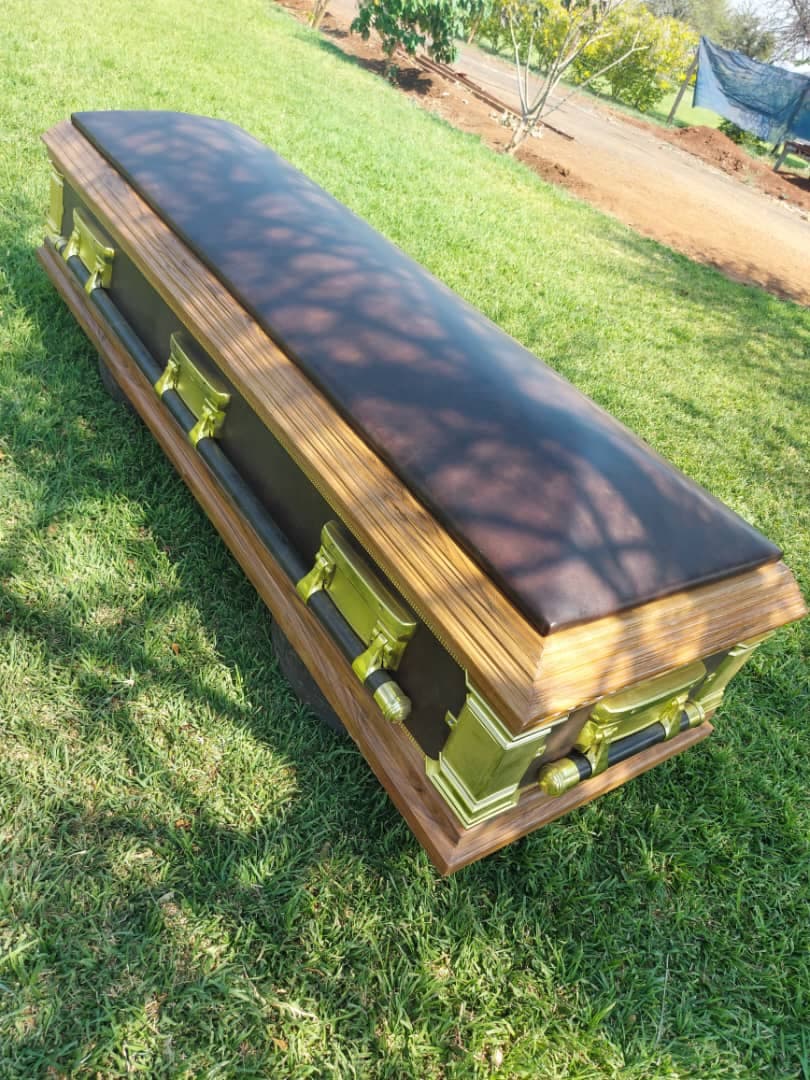 Classic package casket